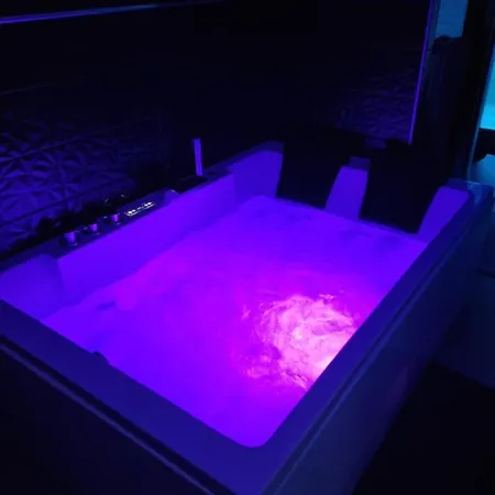 appart spa 89 Sens Extérieur photo